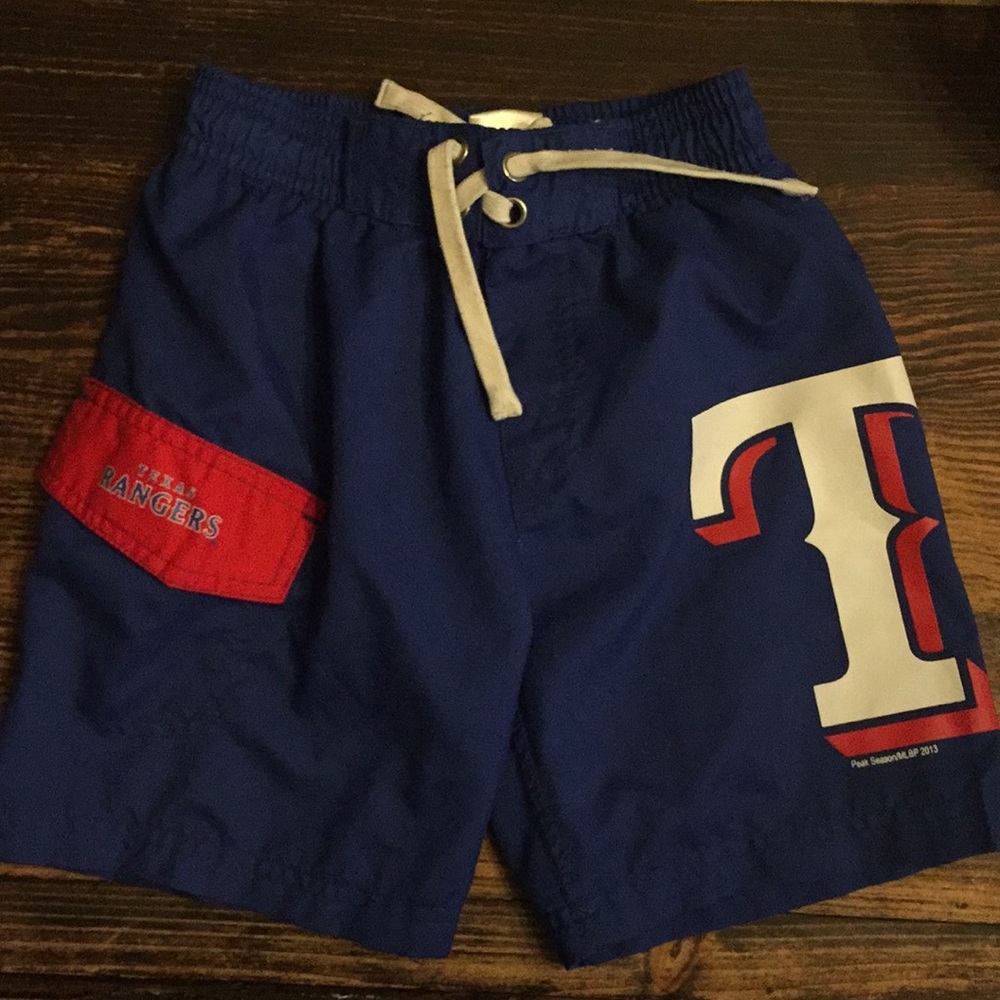 Boys size 4T Texas Rangers board shorts